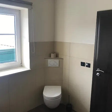 Apartament Einliegerwohnung 2 Mit Garage