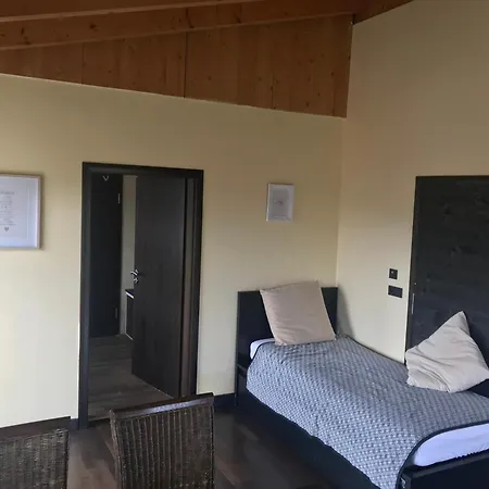 Einliegerwohnung 2 Mit Garage Apartament Beverungen