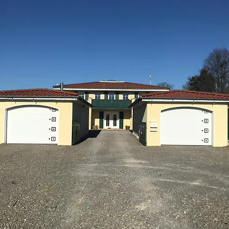 Einliegerwohnung 2 Mit Garage Beverungen