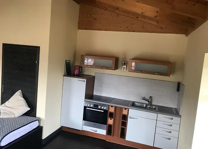 Einliegerwohnung 2 Mit Garage Apartamento *