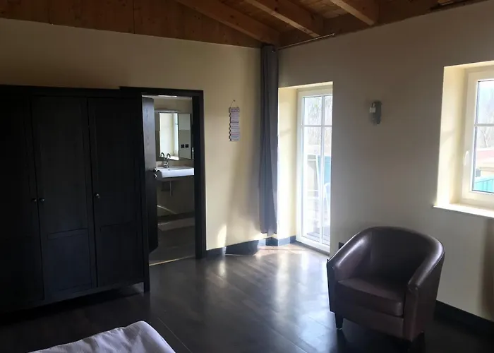 Einliegerwohnung 2 Mit Garage Apartamento *